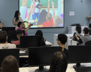 Educação e Conscientização Sobre Pets em Campinas: Escola Estadual PEI Orlando Signorelli e Veterinária Dra. Laryssa Souza como Agentes Transformadores